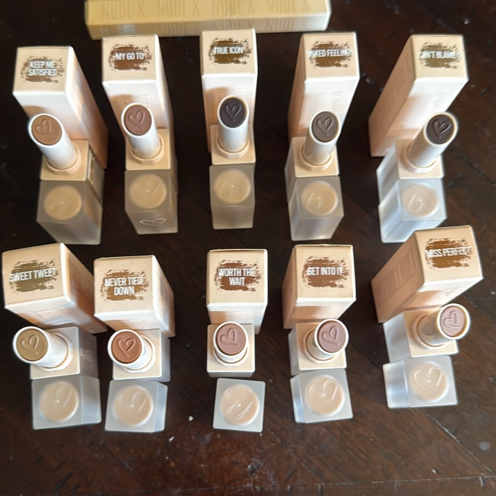 Large untouched Beauty Creations Nude Lip Haul- 10 new lipsticks, 8 new liners